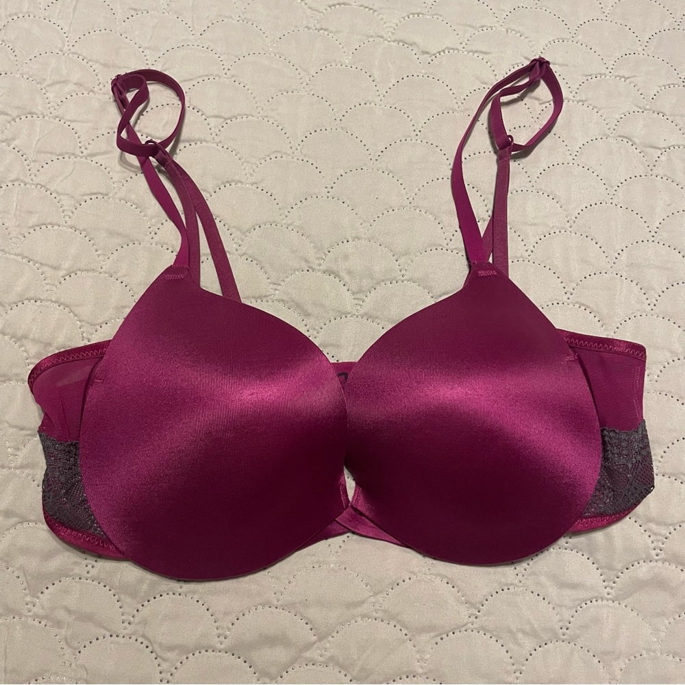 Maidenform 34C Push Up Bra in Purplish Pink, excellent condition!